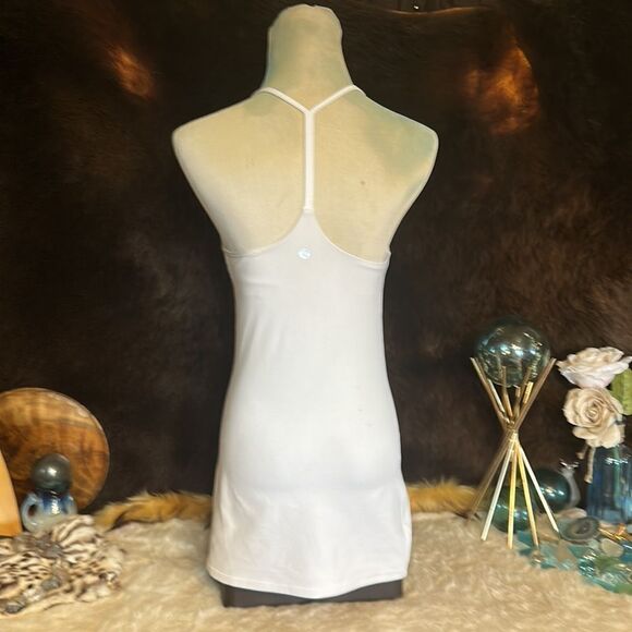 Lululemon tank top 6 (4400) - Picture 4 of 5